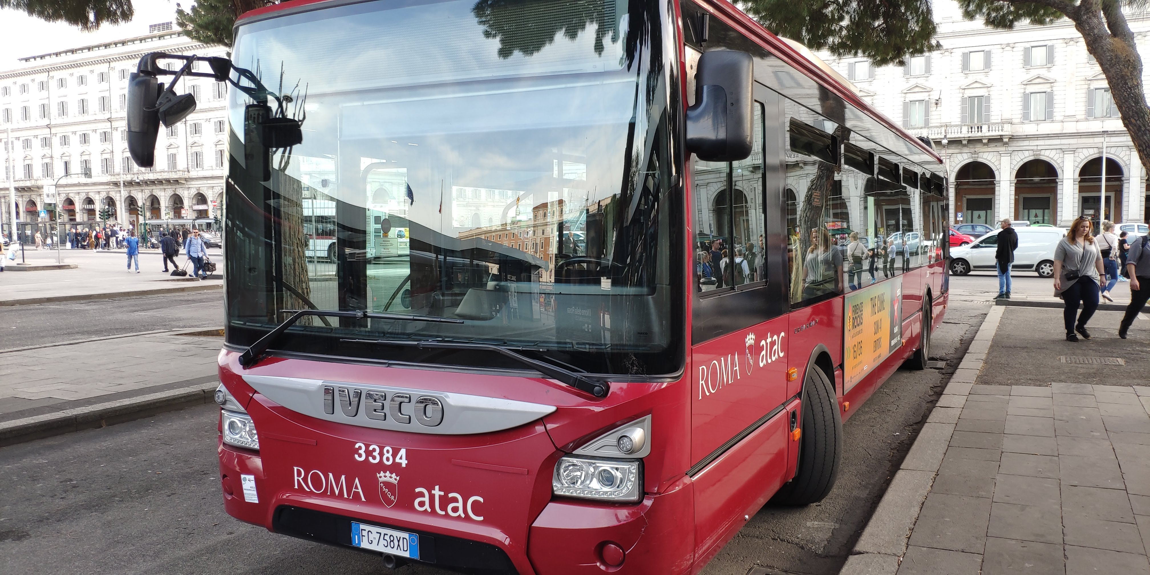 bus roma.jpg