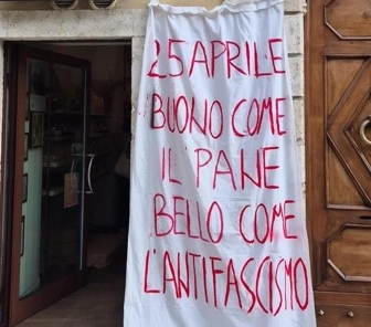 25 aprile: l’apologia del fascismo è reato, l’antifascismo no.