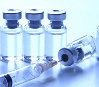 Sanità: crescono l’allarme e l’incertezza sui vaccini. Fare chiarezza sulle politiche vaccinali ed evitare che l’indisponibilità dei farmaci spinga i pazienti a viaggi della speranza in altri Paesi. 

 